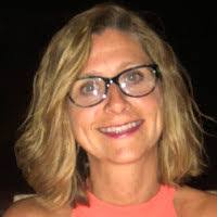 Stacy Bateman's Instagram, Twitter & Facebook