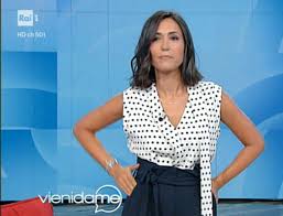 Maybe you would like to learn more about one of these? Caterina Balivo Figli Eta Marito Vieni Da Me E S E Fatta Notte