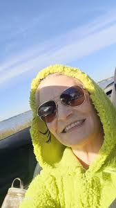 I have to say, that was SO MUCH FUN! The looks I got, some strange, a lot  of smiles, thumbs up and shaking heads, totally turned my frown upside  down! Then I