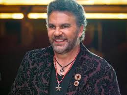 Manuel Mijares: A Life of Music