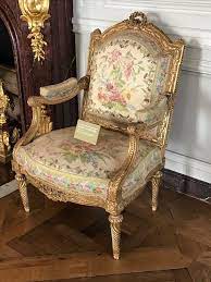 0533 334 67 82 Klasik Mobilya Eloymasi Ahsapsandalye Ahsapkoltuk Berjermodelleri Berjer Berjerler Gilded Furniture Antique Chairs French Style Furniture