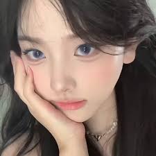 半年抛]Mimipark维拉私人岛| Violet Villa 14.5mm 哇！是有点仙气在身上的🧚🏻  纯欲妩媚感兼具真的是绝了清透质地好稀饭✨半年抛维拉私人岛