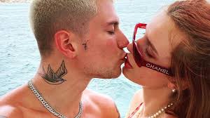 Did Bella Thorne Ended Her 3 Year Relationship With Her Fiancé Benjamin