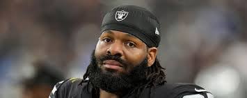 Sidney Glover's Instagram, Twitter & Facebook