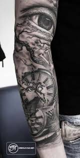 Hình xăm cánh tay cảm hứng từ chó sói hoang dã. 50 Hinh XÄƒm á»Ÿ Canh Tay Cho Nam Ä'áº¹p Ä'áº³ng Cáº¥p Tattoo For Men Hinh XÄƒm Nam Hinh XÄƒm Hinh XÄƒm Ngáº§u
