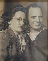 Andrew Lackie's Instagram, Twitter & Facebook