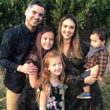 I play make believe for a living. Jessica Alba Albas Wie Viele Kinder Hat Jessica Alba