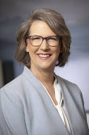 Christine Fuller's Instagram, Twitter & Facebook