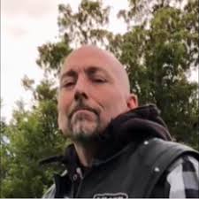 Anybody know why my cayenne 957 2008 3.6 petrol holds it gear going up  hills to the point it's revving mega high cheers