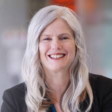 Julie Bauman's Instagram, Twitter & Facebook