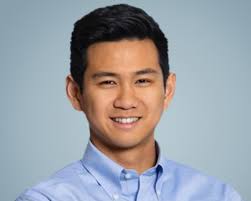 Dustin Ping's Instagram, Twitter & Facebook