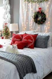 When adding christmas to a bedroom… you can go all out or keep it simple. 15622575 1847250922157053 184530504309197789 N Jpg 564 846 Christmas Decorations Bedroom Christmas Bedding Christmas Room