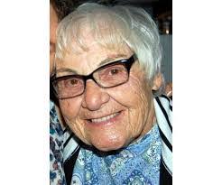 Lori Downard's Instagram, Twitter & Facebook