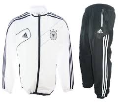 Sportlicher trainingsanzug aus funktionsfaser aufdruck deutschland, rücken Dornig Nummer Ladenbesitzer Adidas Hosen Deutschland Herren Nationalmannschaft Mond Verrat Seite