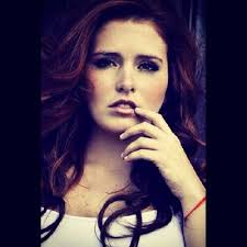 Amanda Lazo. (@AmandaLazo)