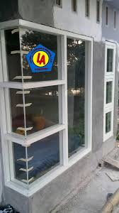 Jadi untuk membuka jendela geser ini, kamu hanya perlu menggesernya ke satu arah saja, otomatis jendela akan terlipat dan terbuka. Jendela Sudut Yg Berminat Monggo Di Lingga Aluminium Facebook
