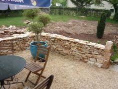 Comment Realiser Un Mur En Pierre Seche Blog De Travaux Et De Bricolage Pour La Maison Et Le Jardin Mur En Pierre Muret En Pierre Pierre Seche