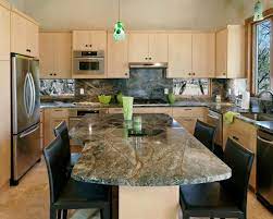 Kitchen design ideas for small kitchens with granite. Tuscan Kitchen Cabinets Pictures Ideas Tips From Hgtv Kitchen Ideas Design With Ca Kitchen Design Small Kitchen Island Design Green Granite Countertops