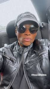 Model Rony Augustin — V SHADES