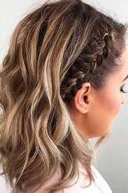 These cuts range from edgy cropped cuts, pixies, choppy layers, modern lob, to a gorgeous stacked bob. Short Hair Shoulder Length Wedding Hairstyles For Girls Addicfashion