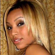 Francine Curry's Instagram, Twitter & Facebook