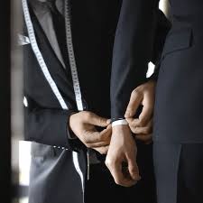 Se stai pensando di cambiare le tue vecchie finestre, stai costruendo o ristrutturando, ti spiego in pochi step come prendere le misure ed inviarcele per per avere un preventivo dettagliato. Come Prendere Le Misure Per Un Abito