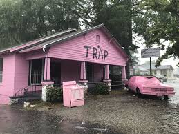 2 Chainz Trap House Atlanta Artist Wall Night Aesthetic Iconic Wallpaper