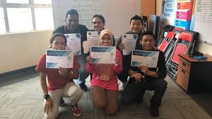 Bauran pemasaran adalah ruang lingkup totalitas dari pemasaran yang dapat diartikan bahwa apa itu pemasaran berarti baurannya itu sendiri (marketing mix). Junior Pegawai Pemasaran Skop Trid3nt Group Sdn Bhd Facebook
