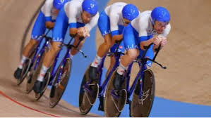 Il ciclismo su pista si distingue da quello su strada sia per il luogo di competizione (un velodromo al chiuso) che per la tecnologia delle biciclette utilizzate. Abuvxnxkswpkhm