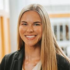 Mary Willcox's Instagram, Twitter & Facebook