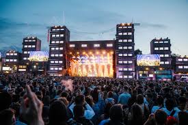 Koop en verkoop tickets 100% veilig en gegarandeerd. Parklife 2021 S Tweet The Presale For 2020 Customers Sold Out In Record Time Thank You For Your Incredible Continued Support The Lineup And Final Remaining Tickets For Parklife