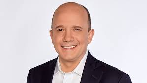 Kristopher Berry's Instagram, Twitter & Facebook