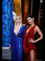 Marcella rica e vitória strada ficaram noivas durante o ano novo. Vitoria Strada Fica Noiva De Marcella Rica Durante O Reveillon Wscom