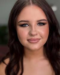 Cześć, gdzie w Częstochowie i okolicach mogę wynająć dekoracje ślubne do  kościoła?