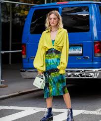 New York Fashion Week Street Style Color Trends 2020 See more ideas about clothes, style, fashion.
