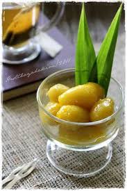 Namun pada barongko, buah pisang ikut dilumatkan bersama bahan lainnya sebelum dibungkus daun & dikukus. 10 Indonesian Food Ideas Indonesian Food Food Indonesian Cuisine