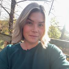 Hi does anyone know where I could take my kids to see Santa