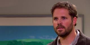 The Office: 5 Times Roy Was The Good Guy (& 5 Times He Was The Bad Guy)