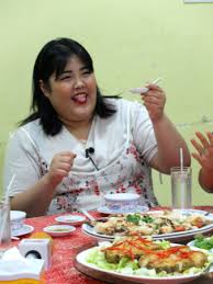 Yang soo bin) 오므라이스랑 자메이카 통다리구이!!!! This Woman Eats Food And Millions Tune In To Watch Her Do It