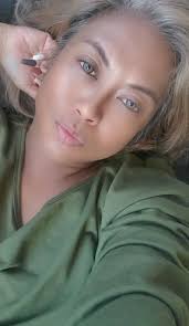 That's right. We earn every gray. 🙌🏾