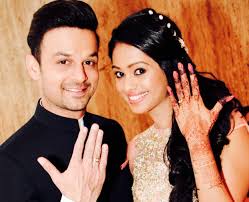 WeddingBells: Satrangi Sasural co-stars Ravish Desai and Mugdha Chaphekar  get engaged!
