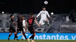 Standings, previous results and schedule. Real Madrid Vs Real Sociedad Imbang 1 1 Gol Vinicius Selamatkan Los Blancos