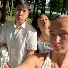 Hi! My name is Veronica and I'm from Belleville, NJ. I am fully committed  to Villanova for undecided Engineering. I enjoy spending time with  family/friends, playing volleyball, and watching sports. I love