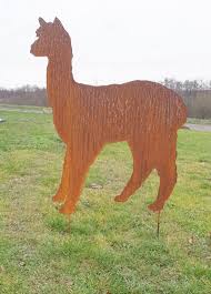 Alpaka Gartenstecker In Trendiger Edel Rost Optik Wunderschone Deko Idee Fur Ihren Garten Eingangsbereich Oder Terrasse Das Al Alpaka Gartenstecker Edelrost