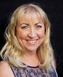 Annie Burbank's Instagram, Twitter & Facebook