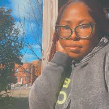 They might as well put cardi and Nicki