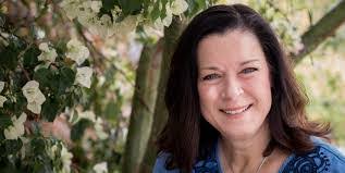 Cindy Booth's Instagram, Twitter & Facebook