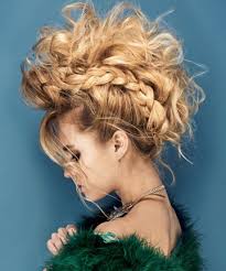 Emblu, These Instagrammers Are Killing the BIG Hair Game