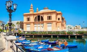 Orasul este capitala provinciei piedmont si este situat pe pad. 120 Lei Zboruri Ieftine Din BacÄu In Torino In 2021 Momondo