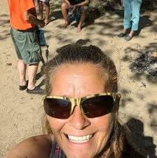 Blue Ford Truck with license plate 5PKF83. That's a 4 way stop at 58th and  136th. You're lucky nobody was going across or you would have killed  somebody.